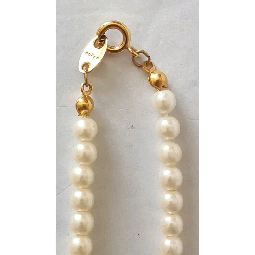 Vintage Estate Avon Faux Pearl Strand Necklace With Floral Pendant